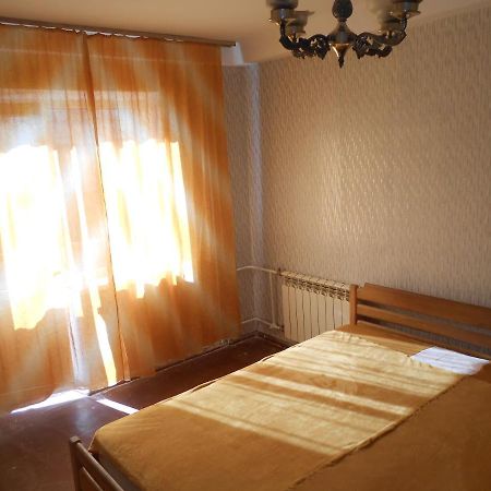 Проспект Героев Сталинграда 19 А Apartment เคียฟ ภายนอก รูปภาพ